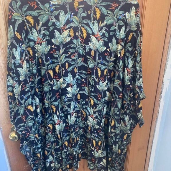 Beach wrap - Picture 3 of 7